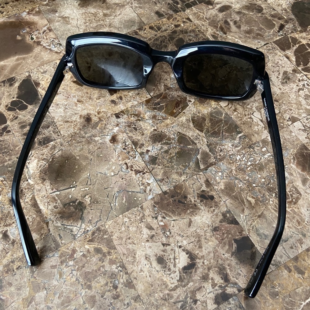 Brand new Saint Laurent Sunglasses - Picture 5 of 9